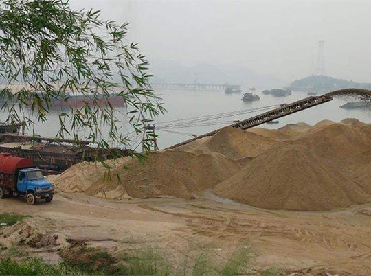 非法盜采河砂5000余方，涉案價(jià)值500萬！湖北一盜采河砂團(tuán)伙被抓