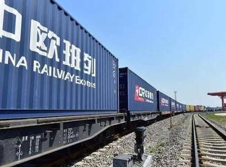 “空鐵陸?！倍嗍铰?lián)運(yùn)，河南正走在開(kāi)放的前沿