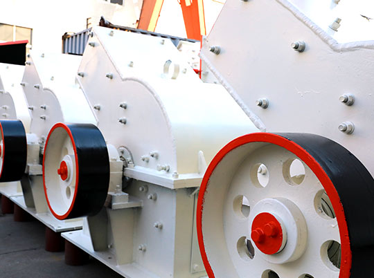 改進(jìn)錘式破碎機(jī)錘頭結(jié)構(gòu)，為客戶(hù)量身設(shè)計(jì)高產(chǎn)低耗設(shè)備（上）