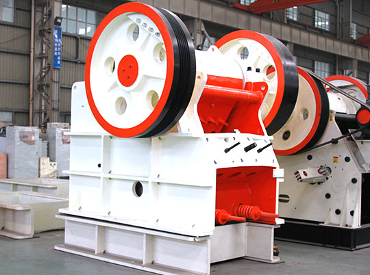 如何選取顎式破碎機(jī)的噬角？